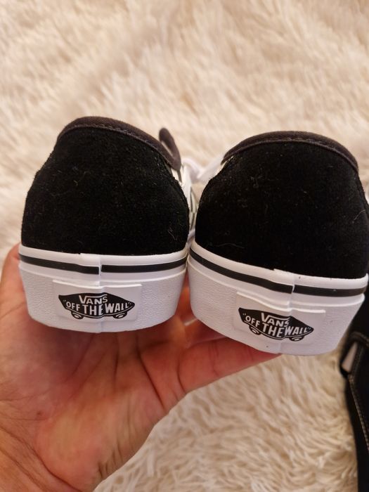 VANS Nr37 si 44,5 Noi !