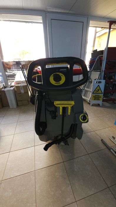 Masină de spălat pardoseli dure Karcher 50/50