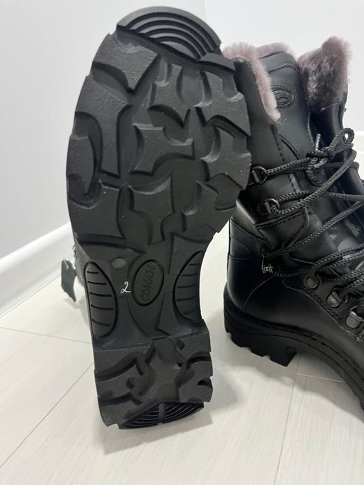 Берцы новые кожанные качественные