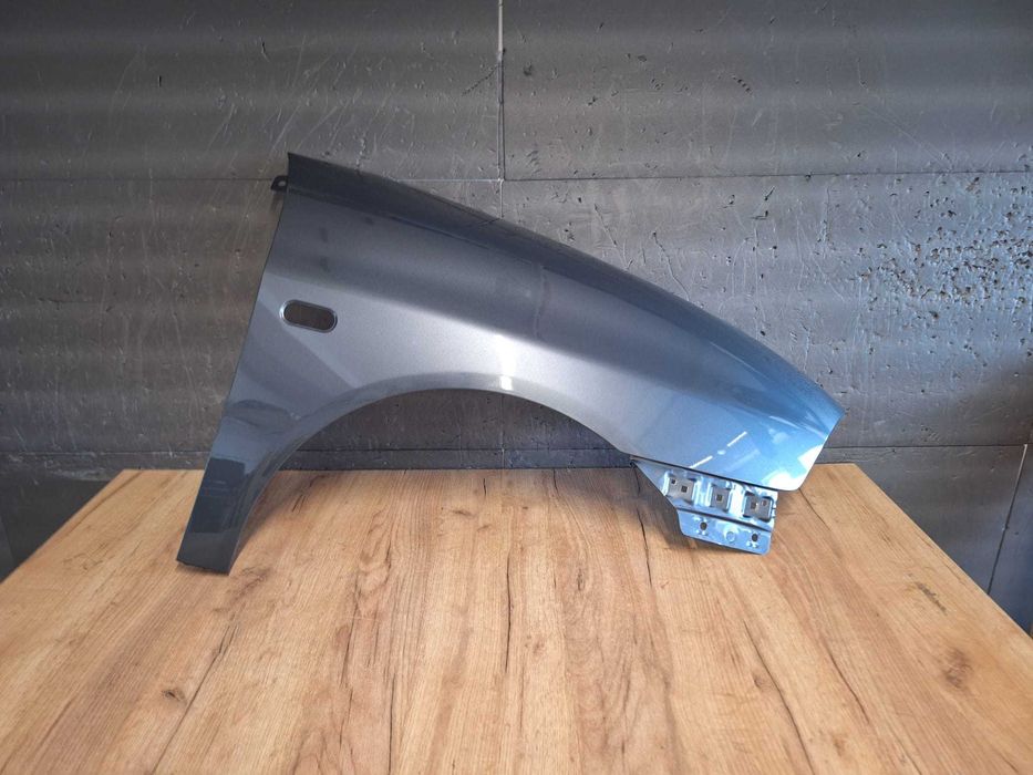 Aripa Fata Dreapta Seat Ibiza An 2002-2008 (S7Z (Gri Inchis))