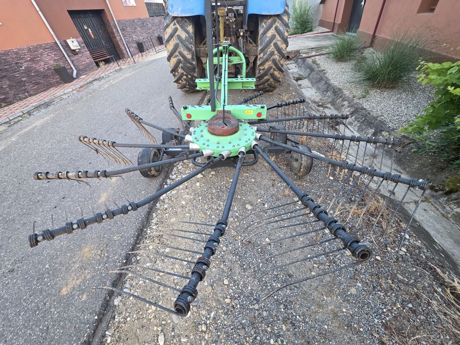 Grebla adunat fan deutz fahr 4621 hidraulica de 4  metri tandem
