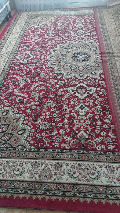 Кілем ені 3метр, ұзындығы 4 метр