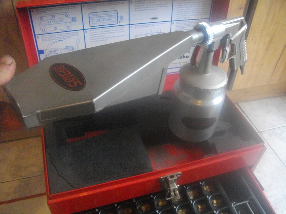 Автосервизен Пневматичен К-т Гравиране Номер/Греда/ Тресчотка STANLEY