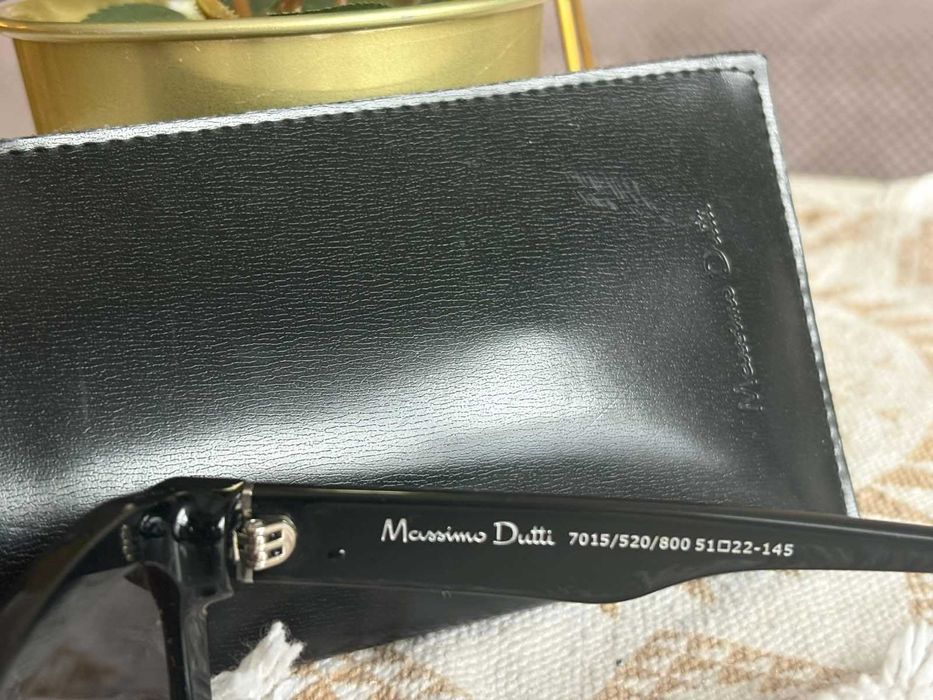 Очила Massimo Dutti