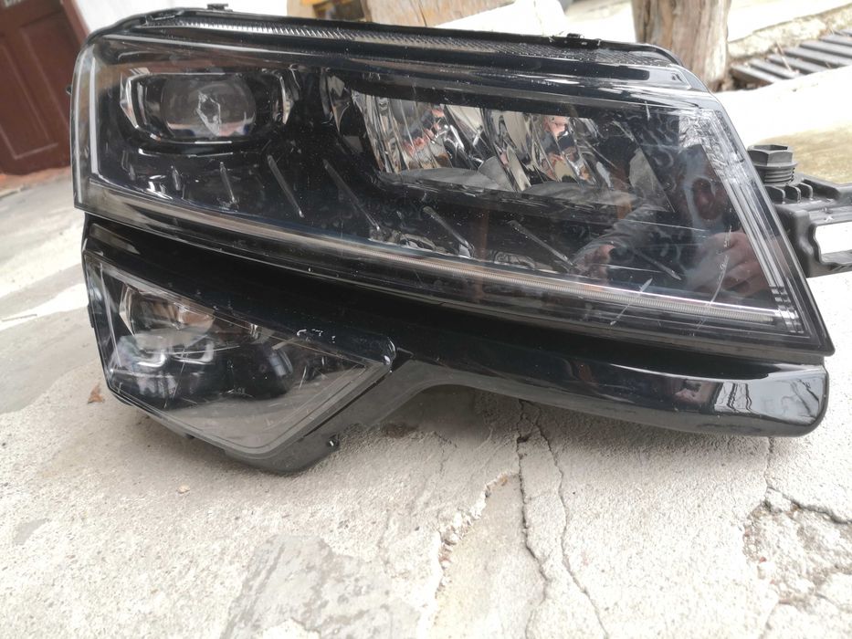 Фар Skoda Karoq FULL LED десен/Фар Шкода Карок LED десен