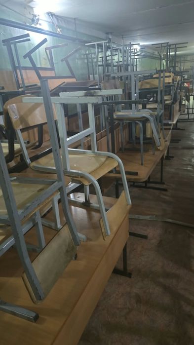 Продам парты и стулья недорого