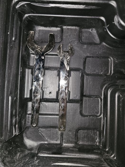 Штроборез почти новый Alteco