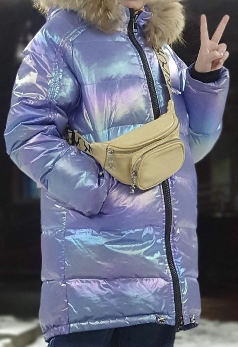 Продам зимний пуховик для девочки