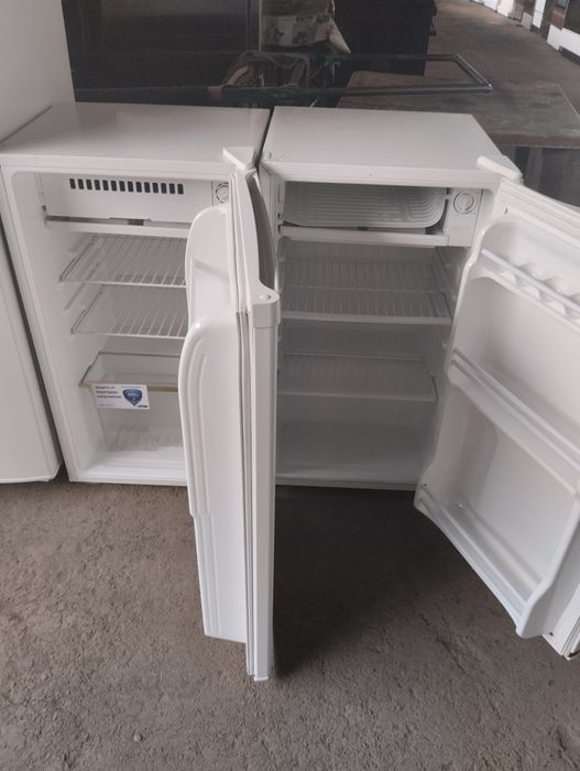 Мини холодильник срочно продается