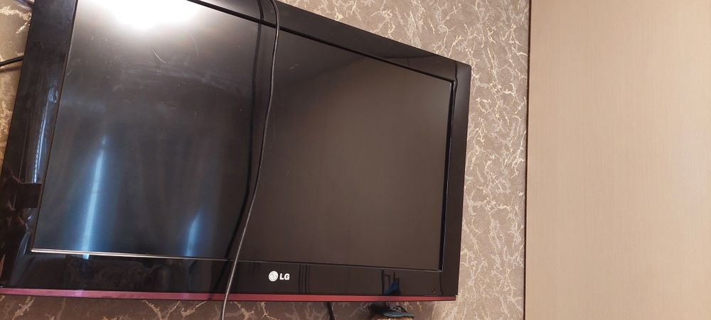 Телевизор LG, не смарт, диагональ 80, рабочий
