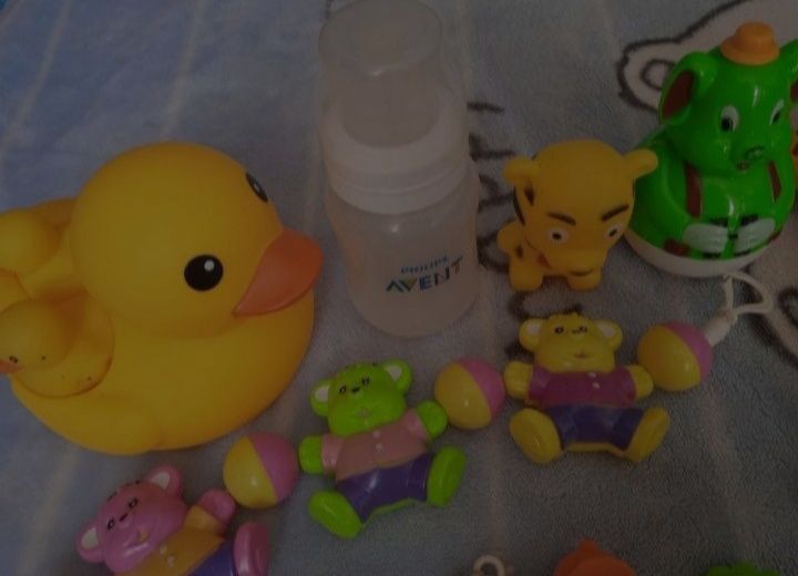 Игрушки- погремушки в отличном состоянии