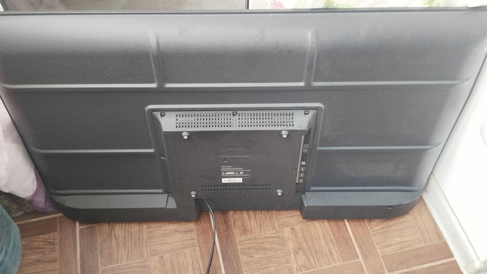 Самсунг 43, (110см)