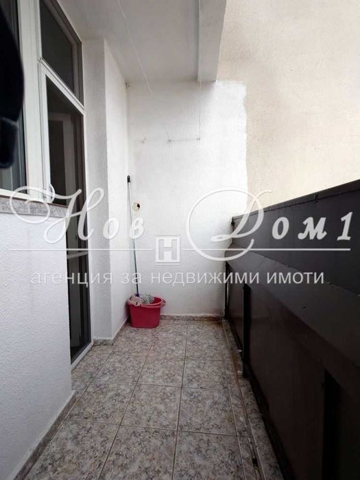 Напълно обзаведен!  Готов за нанасяне! Панорама! Три балкона!