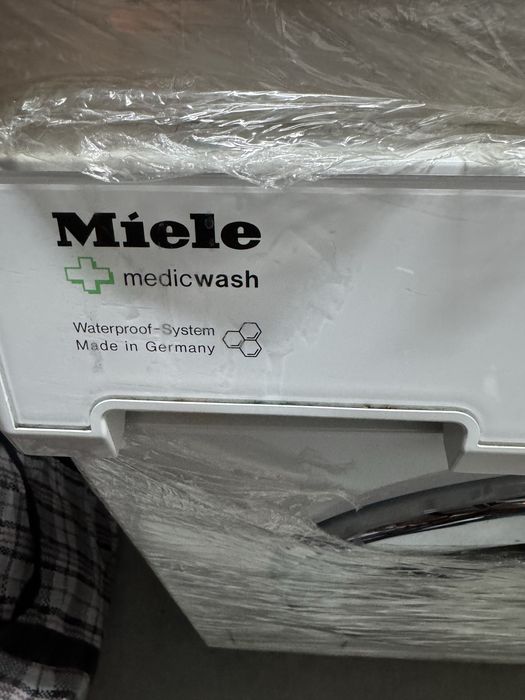 Стиральная машина Miele
