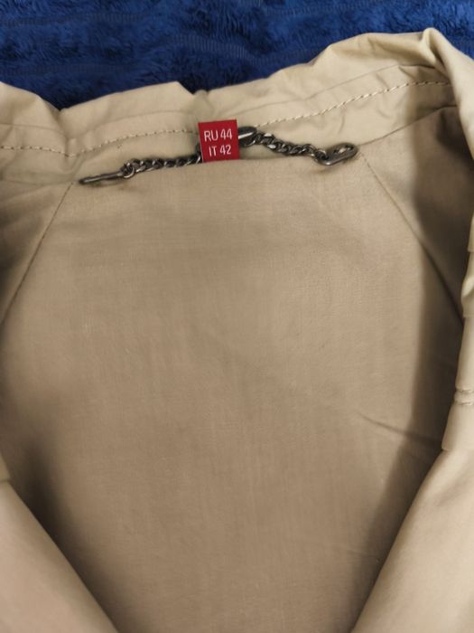 Женский лёгкий плащ