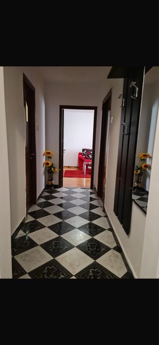 Inchiriez apartament metrou pacii