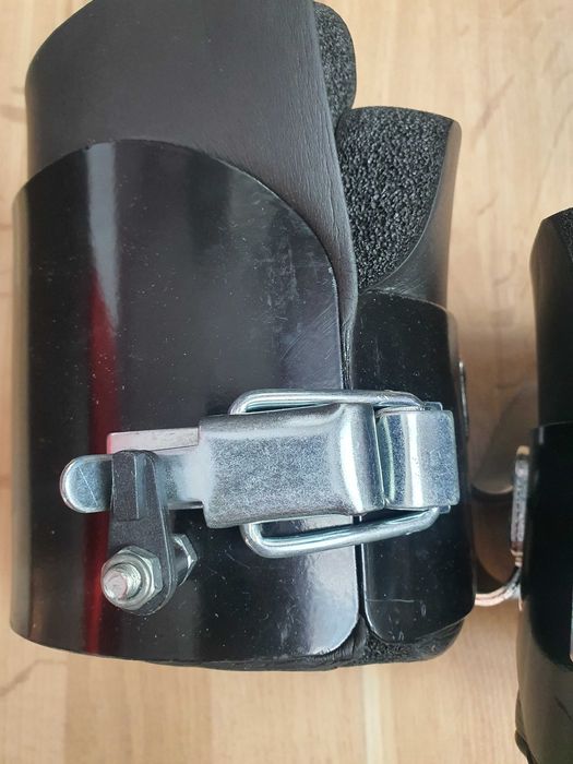 Aparat de Inversie cu Carlig pentru Glezne