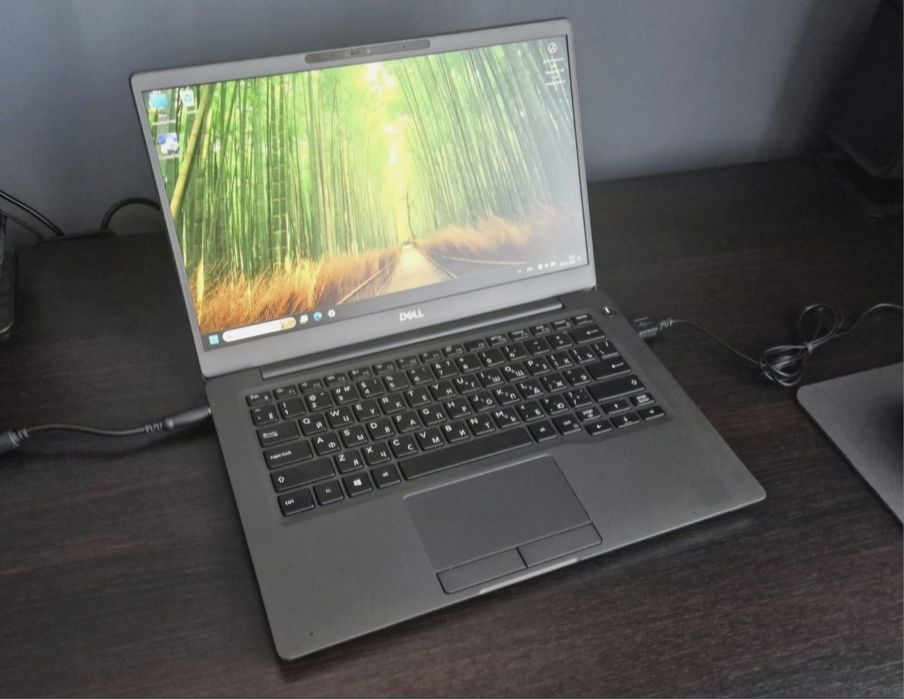Ноутбук Dell 7300
