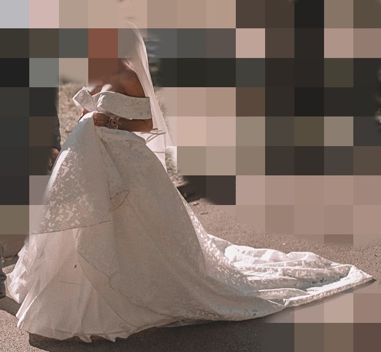 Булчинска рокля тип принцеса с шлейф + подарък дълг воал