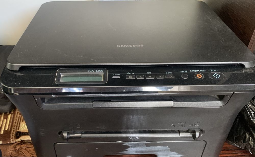 Принтер продаётся срочна Samsung SCX-4300