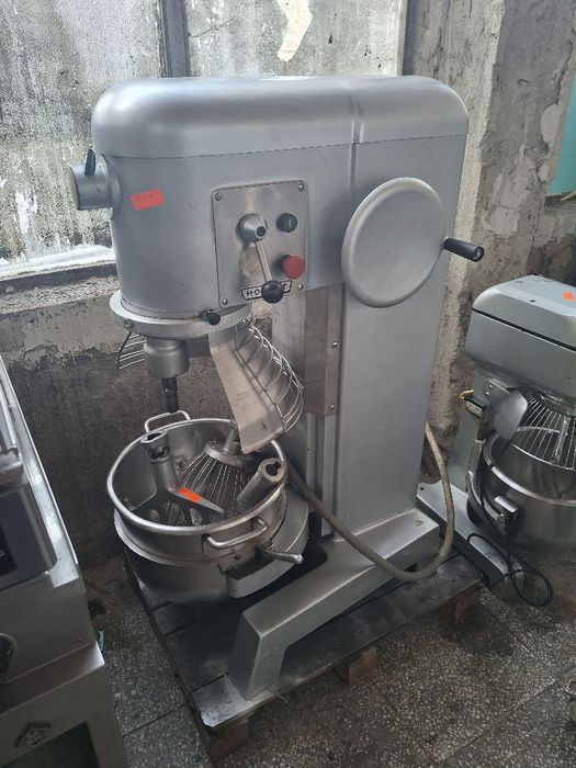 Планетарен миксер HOBART 30 литра