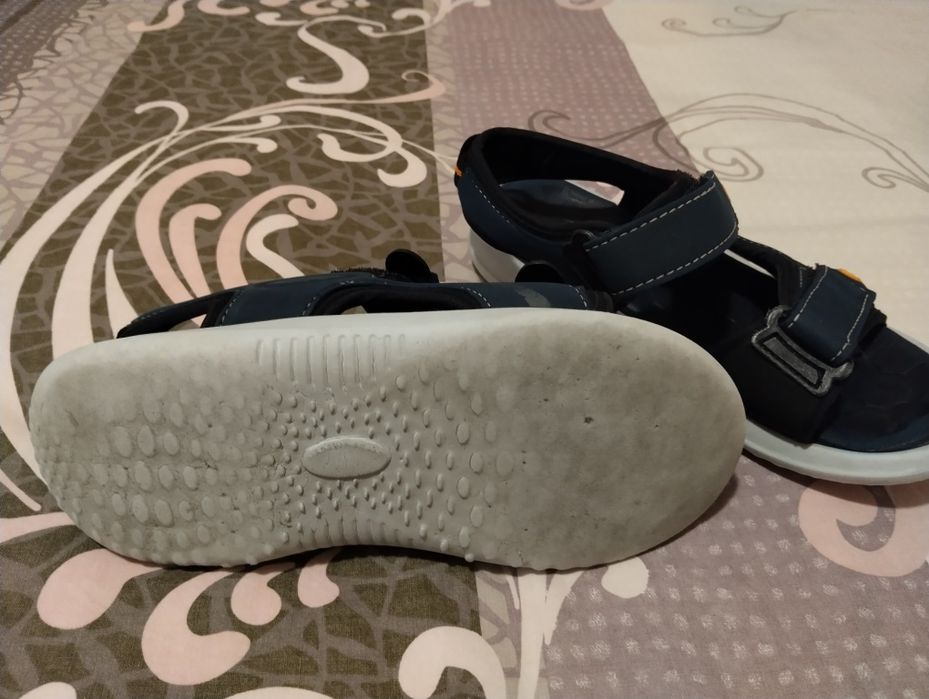 Детски сандали и чехли