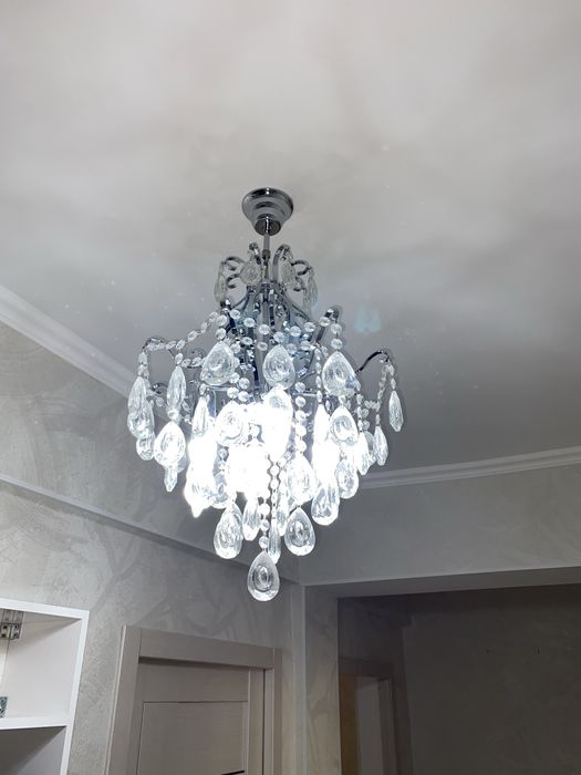 Люстра, светильник