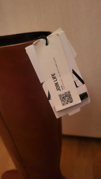 Кафяви ботуши на Zara
