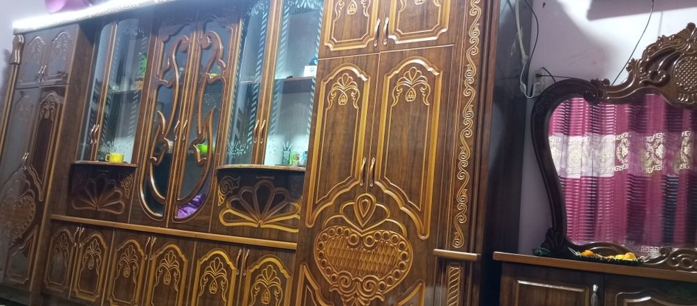 Mebel sotiladi kamplekt