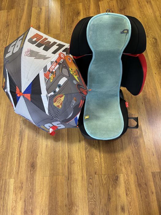 Scaun auto Peg Perego Viaggio + husa Aeromoov + umbrela Fulger McQueen