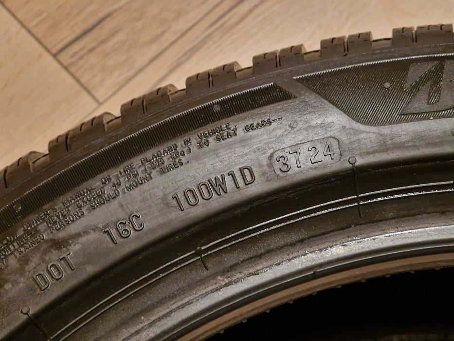 Продавам гума Bridgestone Blizzak Etinel 6