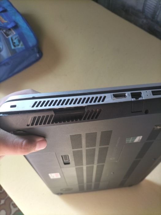 рабочий ноутбук hp