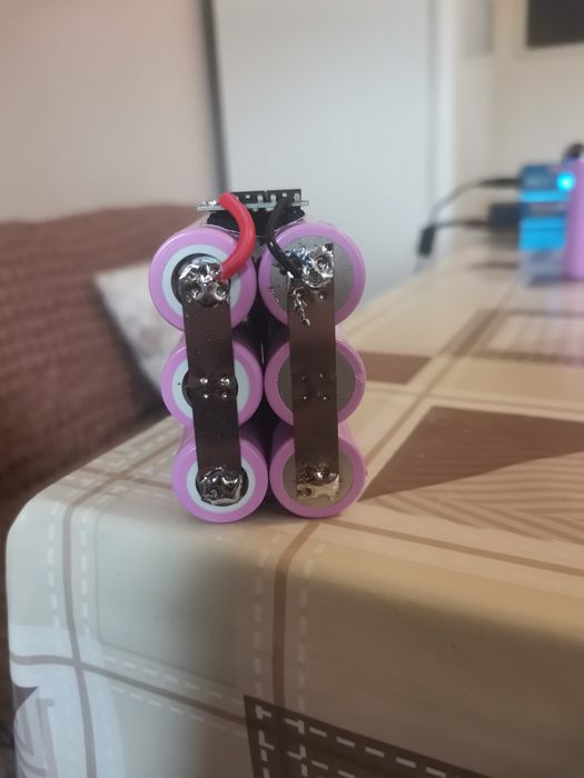 Батерия за лодка 7.4 в 10ач  и 12.6 15ач