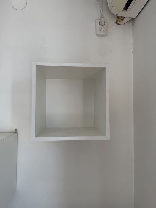 Полка на стену кубик