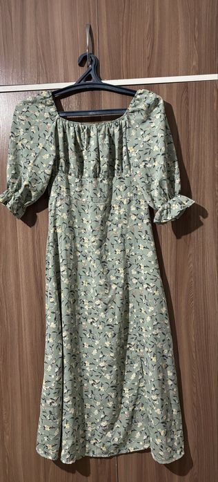 Продаются платья