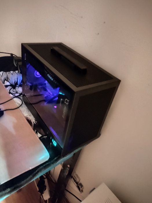 Pc ( Ryzen 5 3600, 16 gb ddr4 3200hz , SSD 500 gb, sursa 750w , b550,placa video  rtx 5050) )