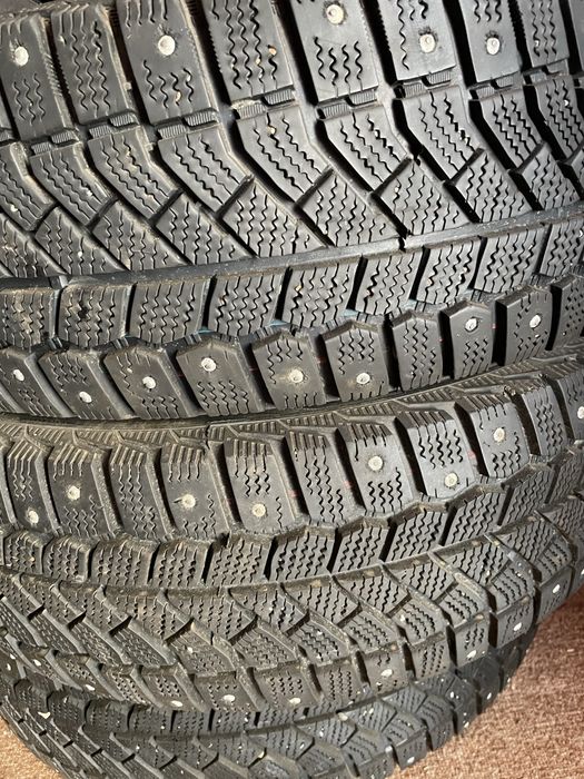 На продаже резина виати р15