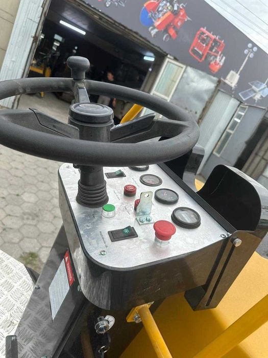 Виброкаток Дорожный каток FYL-900