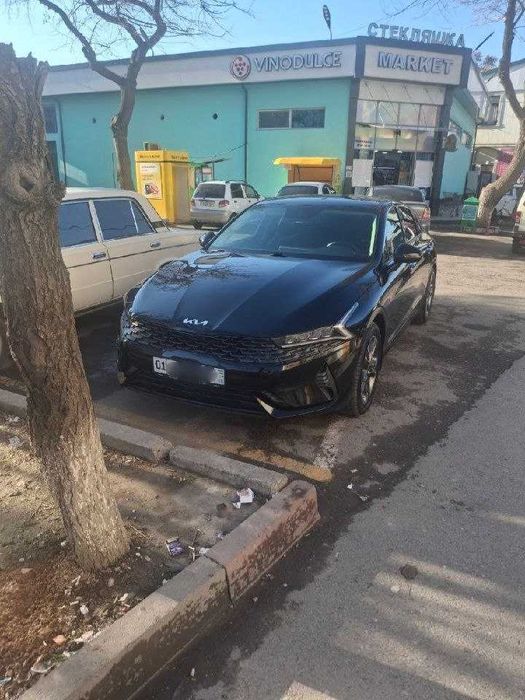 KIA  K5 NAQdga va variantga