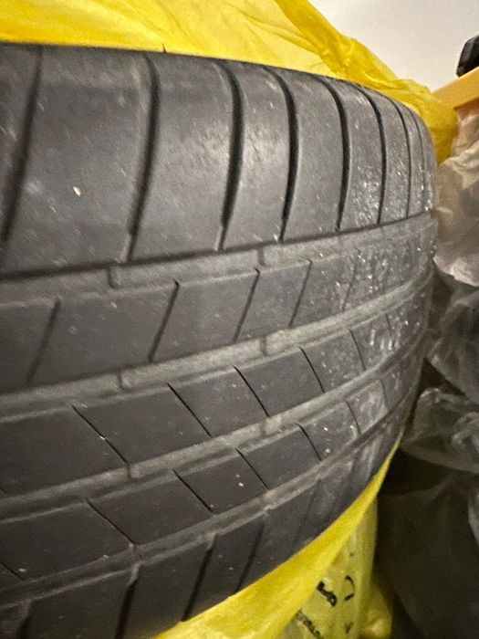 Комплект оригинални джанти Jeep 20" с летни и зимни гуми на