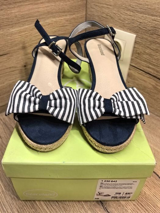 Дамски обувки размер 38