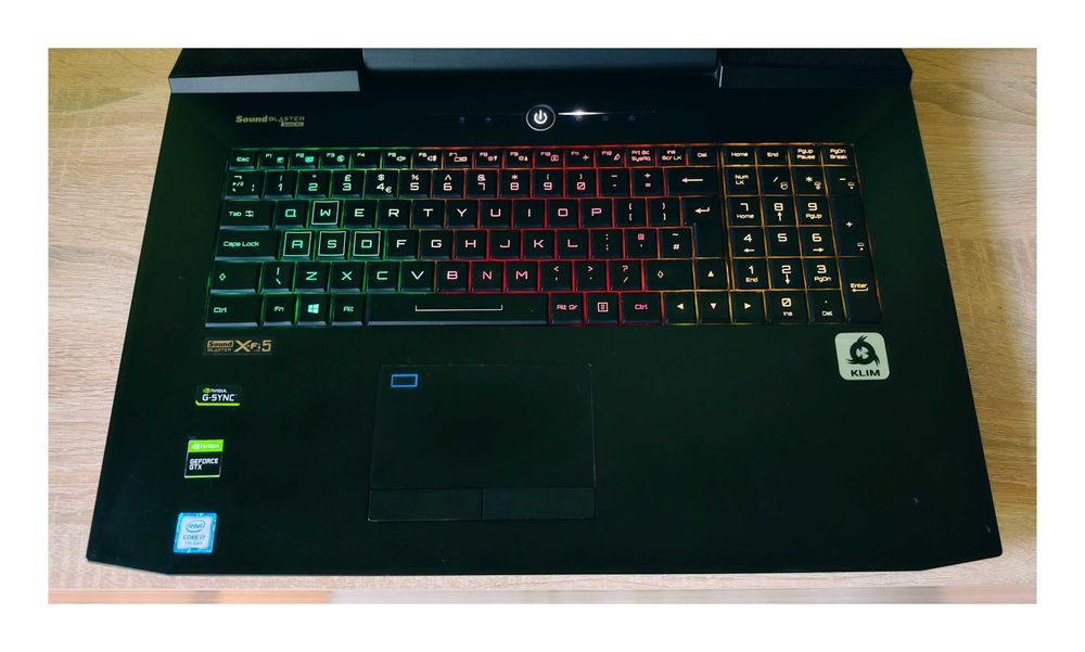 Schenker XMG/Intel Core i7-7700K 4.50Ghz/NVidia GTX 1080 8GB 190W/16GB RAM/512GB SSD NVMe + 1TB HDD/17.3 2K Quad HD IPS 120hz геймърски gaming laptop