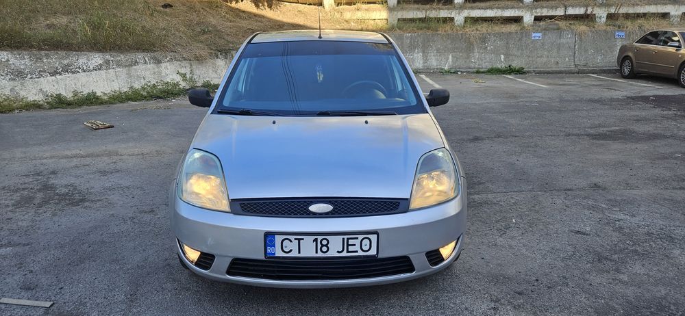 Ford fiesta 1.4 benzina stare buna