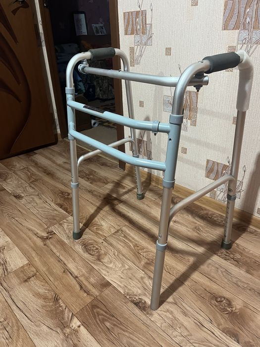 Продаются Ходунки