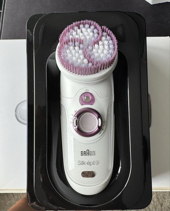 Braun Silk-expert IPL BD 5009- Epilator IPL cu Exfoliator Sonic