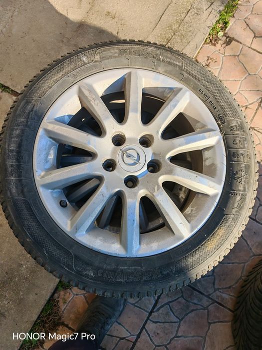 Зимни Гуми с Джанти 205/55/16