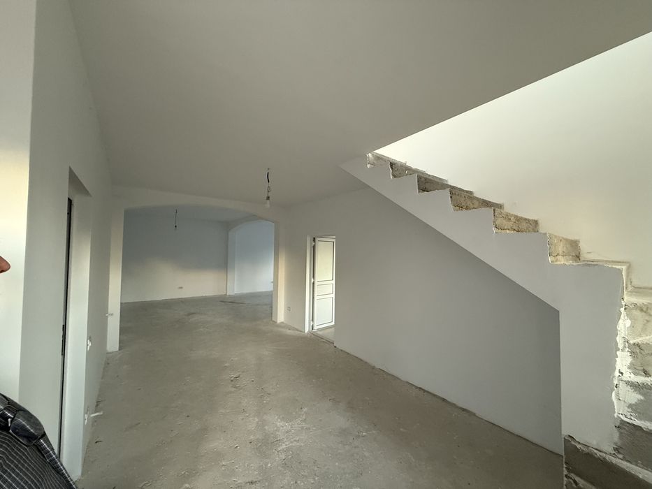 Casa 130 m2 Roata de jos