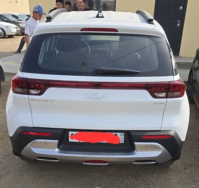 KIA SONET FULL 3 ПОЗИЦИЯ 2025 жыл пробег 300 журген  сатылады