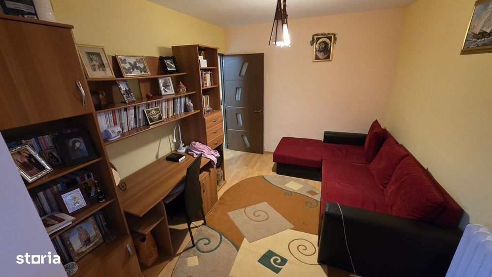 Vand ap cu 3 camere zona Orizont - Posta 4