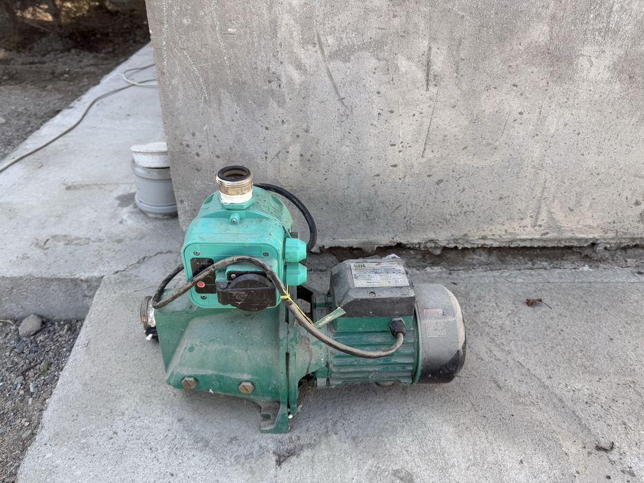 Насос водянной на 68 литров